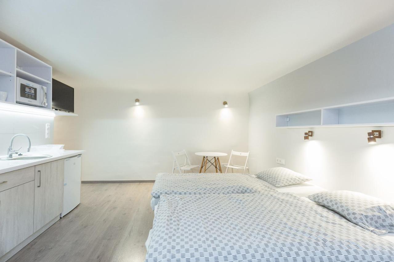Appartamento Minimalist Styled Tiny Ap @New York Cafe Budapest Esterno foto